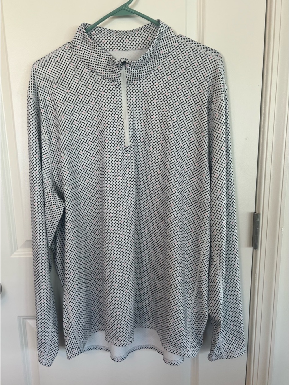 1764 Gold 3/4 Zip Pullover Lightweight White with Black and Pink. Size XL